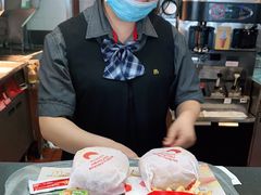 -麦当劳(郑州银基店)