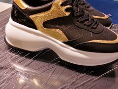 -HOGAN(久光百货店)