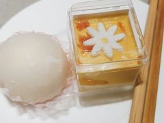 Hi芒果小福猪-海底捞火锅(关山保利店)