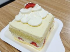 积慕草莓奶油蛋糕-积慕Cake(解放大道店)