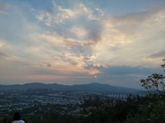 -灵岩山风景区
