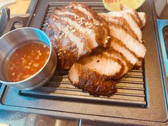 炭烧秘制猪颈肉-simply thai天泰(世纪汇店)