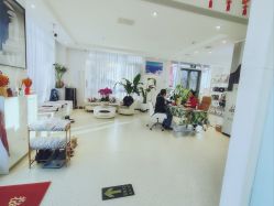 -黎蓓露·徒手骨雕蛋白抗衰·调肤管理