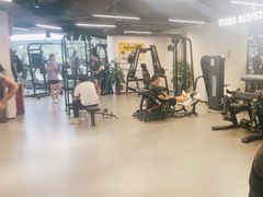 -超鹿运动(达信大厦店)