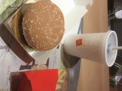 -麦当劳(台山万达店)