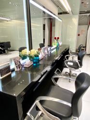 -TONI&GUY