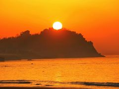 -青岛石老人海水浴场