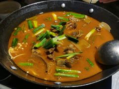 -霄汉牛三鲜湖北砂锅菜(万松园2店)