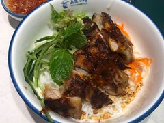 -美奈小馆·越南料理(中航城君尚购物中心店)