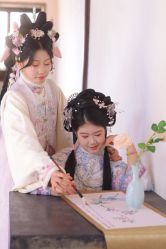 -梦回汉唐汉服旗袍体验馆(拙政园店)