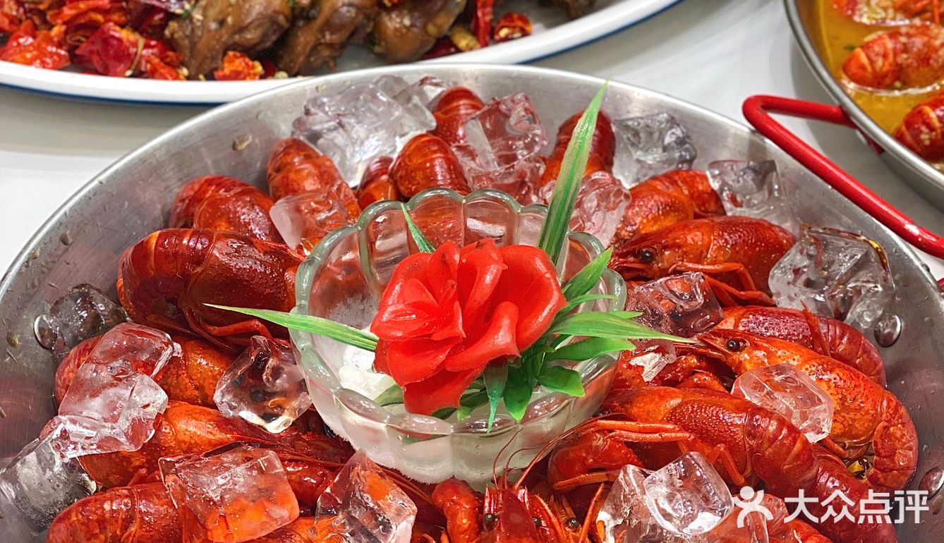 我宣布！这个龙虾季我为疯狂小弟而疯狂！