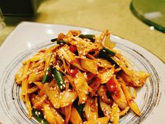 葱拌豆筋-铜锣湾·有麝自然香(重庆新天地店)
