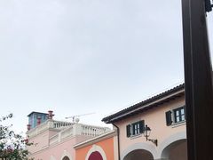 -佛罗伦萨小镇广佛名品奥特莱斯(疏港路店)