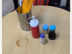 -颂记牛肉粉