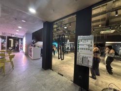 -CASTER跳舞俱乐部