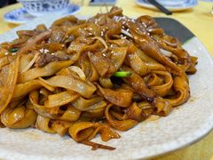干炒牛河-天宝食坊·啫啫煲大排档(西华路店)