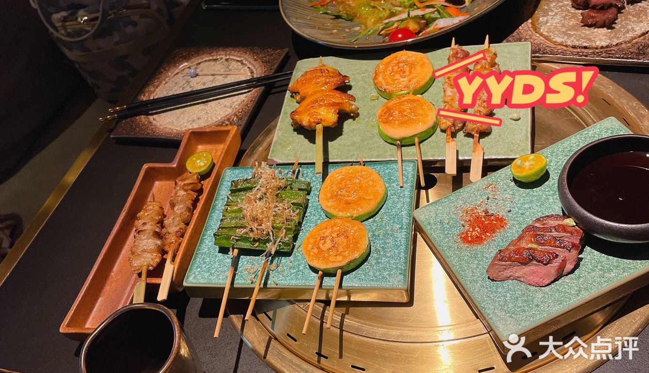 环贸烧鸟推荐[吐]烤的有点过，但味道贼好