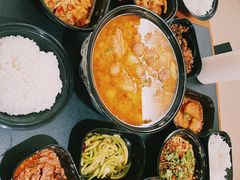 土司铜锅油焖鸡-浩海火燒雲傣家菜(静安芮欧店)