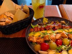 热带水果披萨-百特喜·意大利餐厅(八佰伴镇江店)