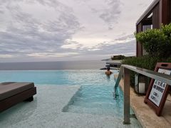 -瑰丽酒店·海吧·天际下午茶·现场DJ·天台酒吧