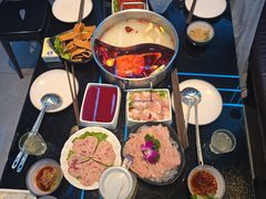 -唯爱KTV聚会餐厅(仙林东城汇店)