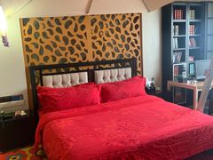 -喜鹊愉家酒店(郑州曼哈顿博览中心地铁站店)