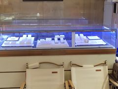 -沐渔二手奢侈品黄金手表包包回收·中古店(广州塔店)