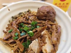 -佬钱湾仔(衣裳街店)