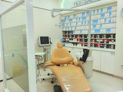-维乐口腔(美维云门诊陆家嘴店)