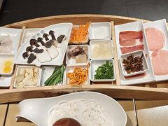 -芸南道·过桥米线(昆明老街旗舰店)