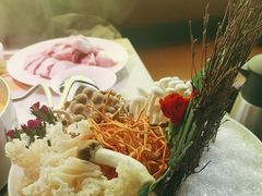-澳美徕·港式花胶鸡火锅(高新万达店)