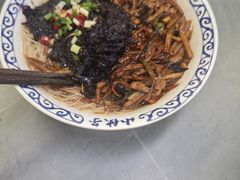 -梅溪·小伙子干挑面(安吉总店)