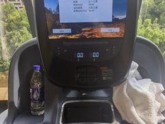 -广州天河希尔顿酒店