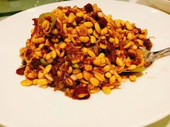 黄豆芽炒牛肉粒-南山鲜虾面·活鲜小馆·海味大连菜(南山总店)