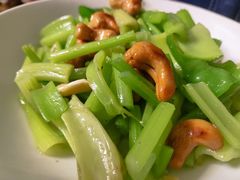 -天天向上素食餐厅(五台山店)