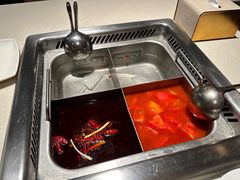 -海底捞火锅鲜切牛肉主题店(长寿路店)