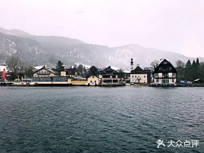 沃尔夫冈湖图片