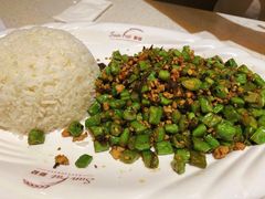 -香港新发烧腊茶餐厅(书城店)
