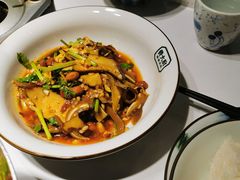 -费大厨辣椒炒肉(高铁吾悦广场店)