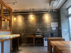 -一两饭川味素食餐厅