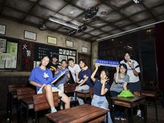 -屋有岛沉浸游戏旗舰店(中山公园店)