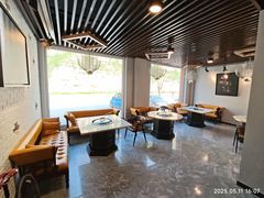 -红井路游艺炖锅·音乐餐吧(十渡店)