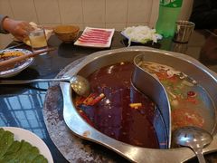 -重庆风光老灶火锅城(同德广场店)