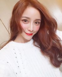 -变画·发型STUDIO