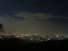 -鬼笑石后山停车场