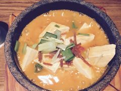 -云海肴·汽锅鸡·云南菜(天山百盛优客店)