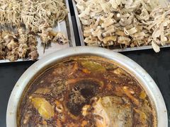 -六姑龟苓膏糖水卤水店