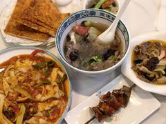 -伊北味·清真青海拉面村(延安路店)