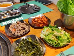 -唯成•韩国炭火烤肉 유성고기
