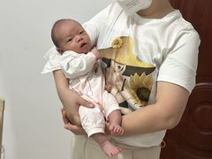 -臻爱住家月嫂育儿嫂(万达店)